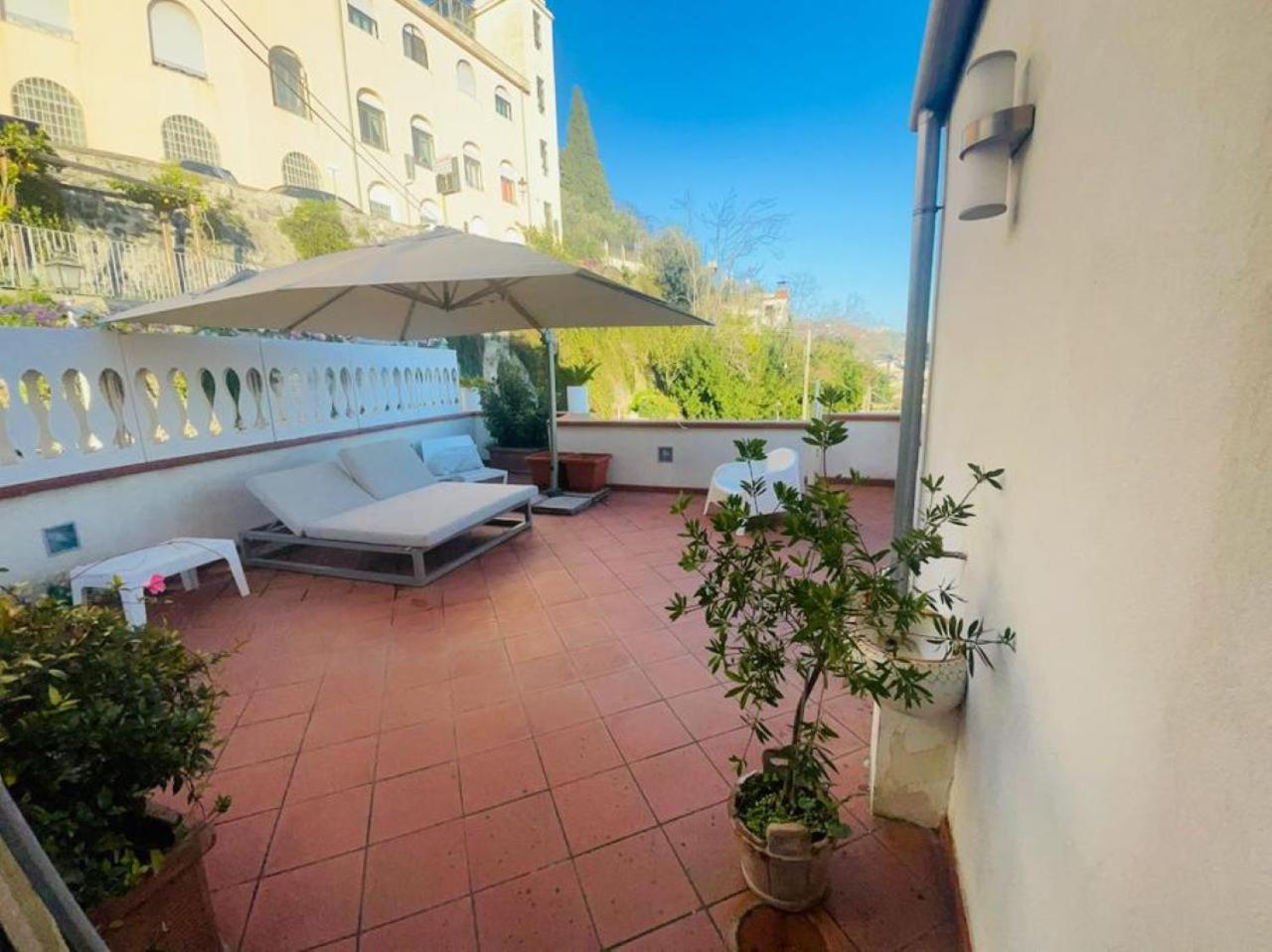 Ti Racconto Il Mare Apartment Салерно Екстериор снимка