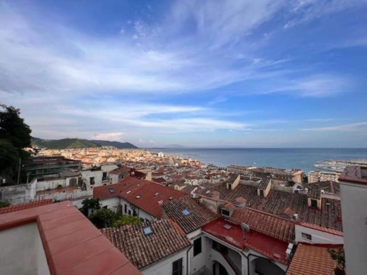 Ti Racconto Il Mare Apartment Салерно Екстериор снимка